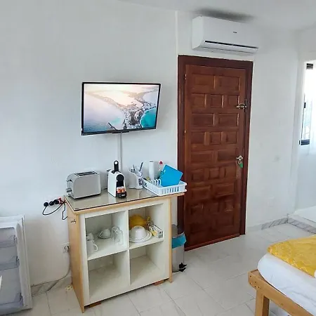Studio La Orquidea - Separate Entrance, Basic Room Plus Bathroom Sitio de Calahonda Exterior photo